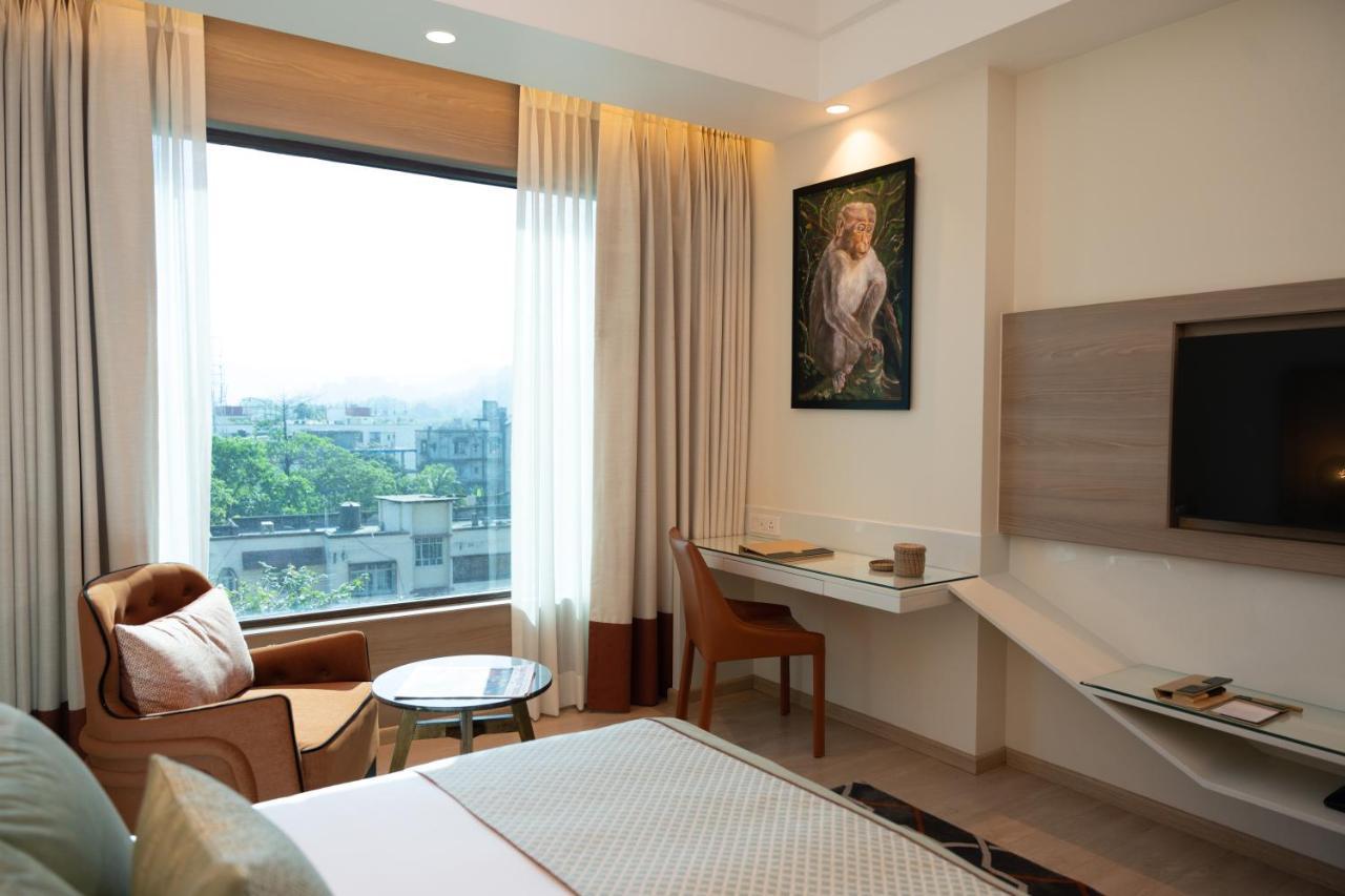 The Greenwood Guwahati - A Luxury Boutique Hotel Exterior photo