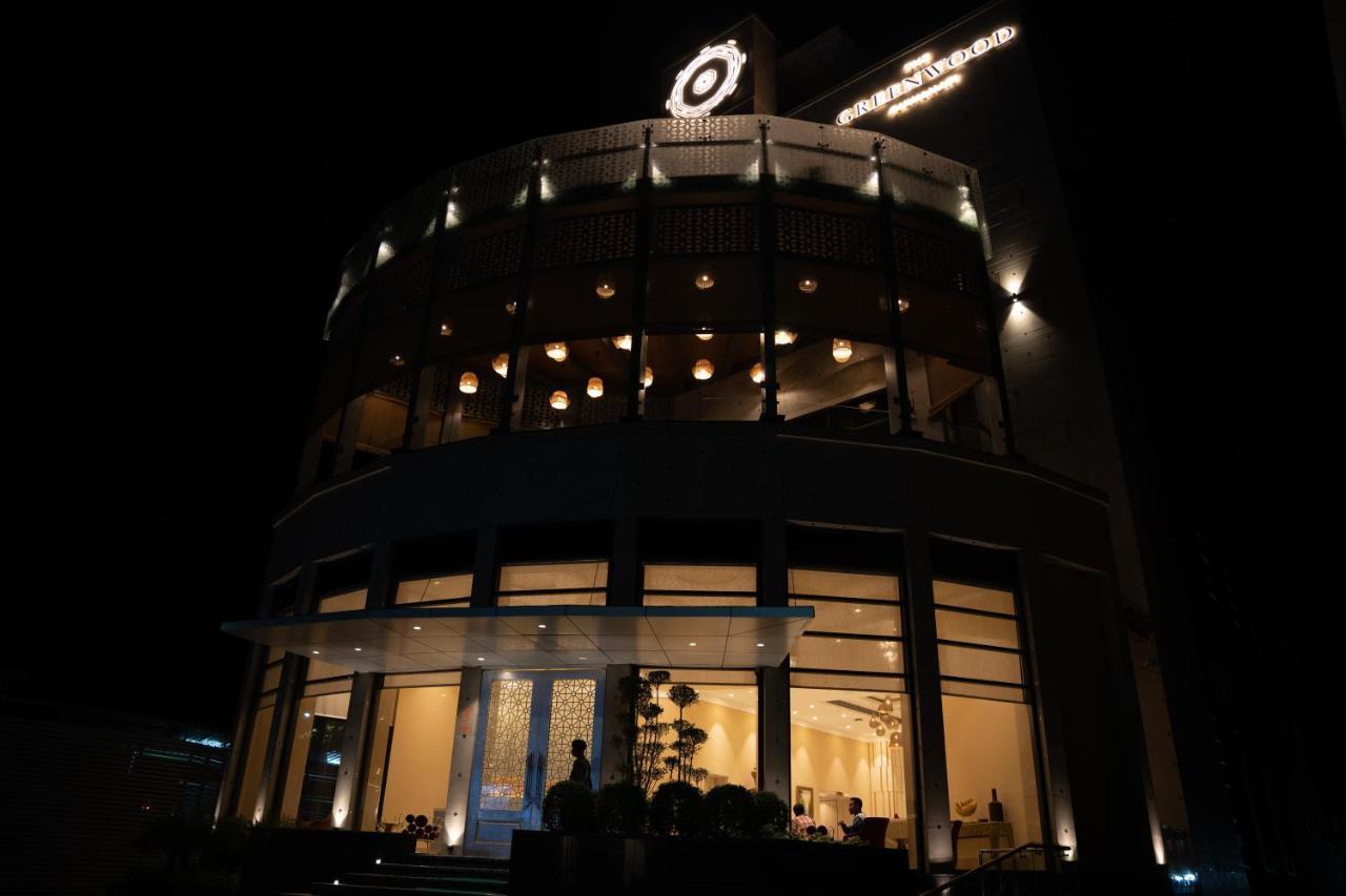 The Greenwood Guwahati - A Luxury Boutique Hotel Exterior photo